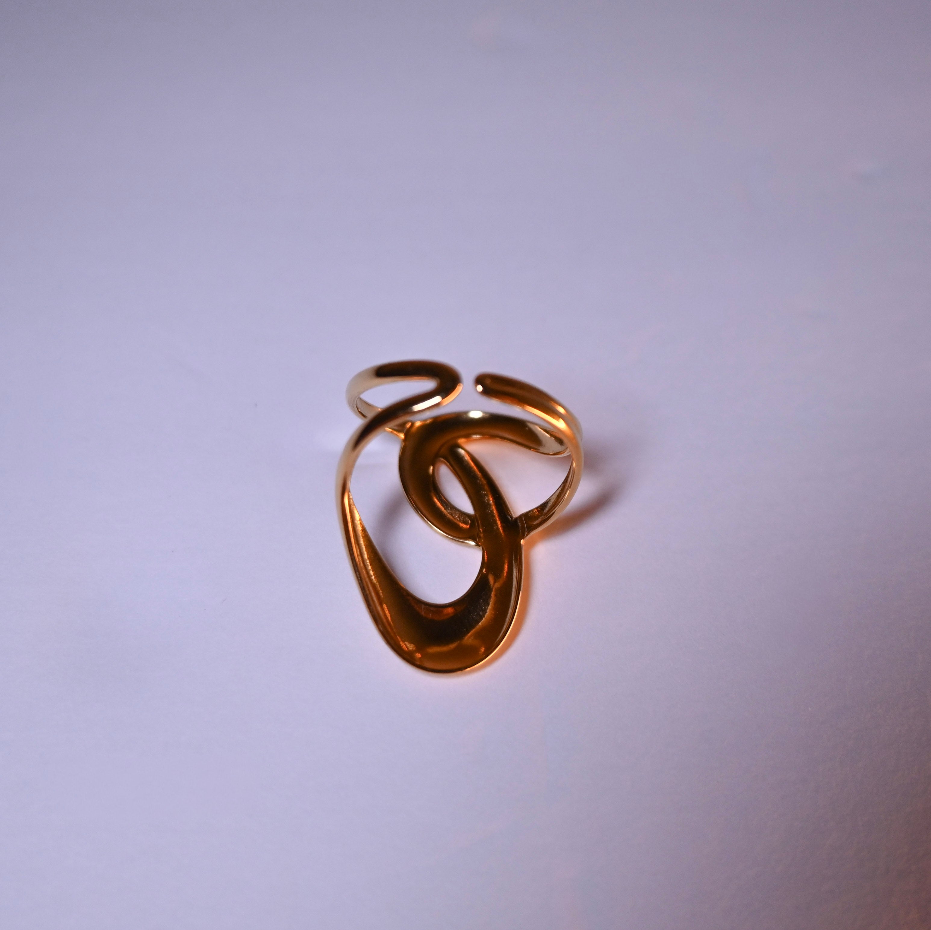 Organic Lines Ring