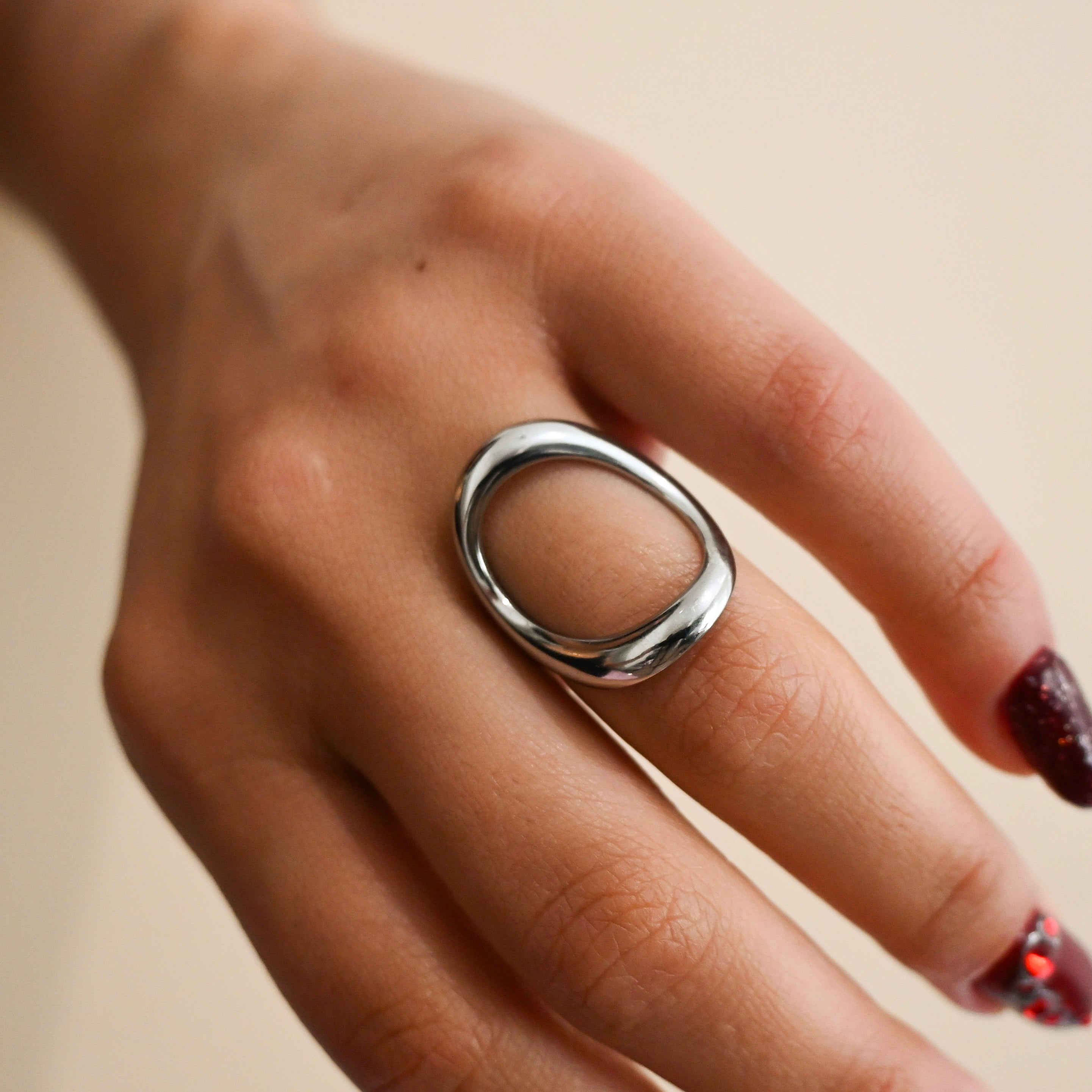 Oval Ring